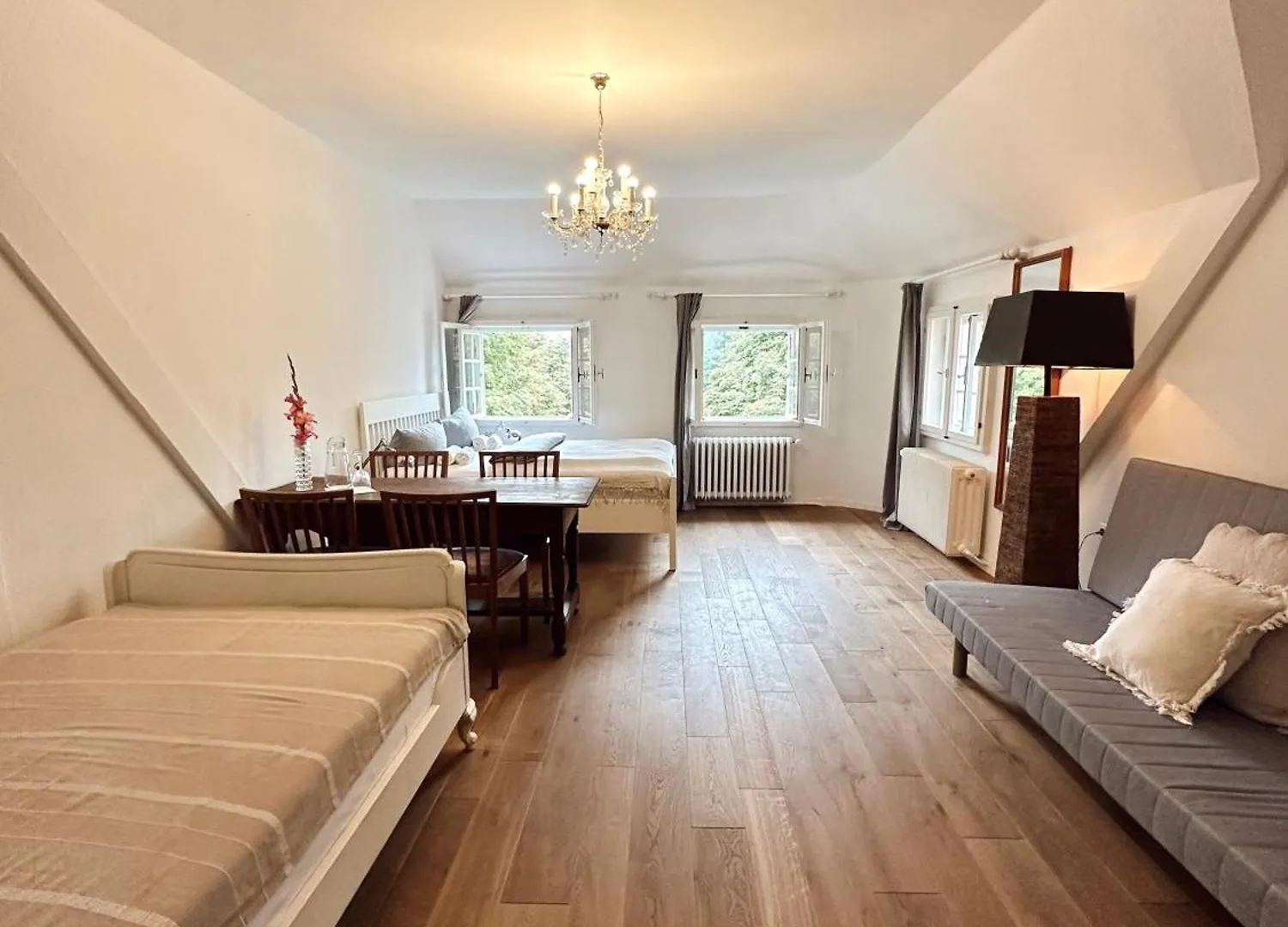 *** بيت ضيافة Schloss Moerlbach ألمانيا
